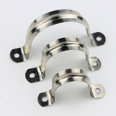 Acciaio inossidabile 16 mm Clampo per tubi di sella a due fori con superficie piana e assistenza ODM personalizzata