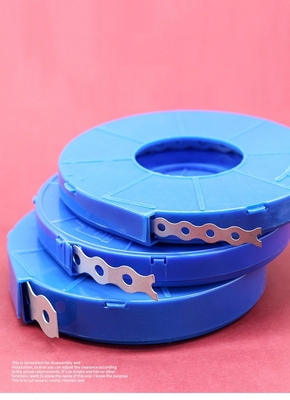 100% QC Passato Alta Durabilità Nastro d'acciaio perforato Nastro di plastica spruzzato Metallo Bianco e duraturo Performance Larghezza 12 mm