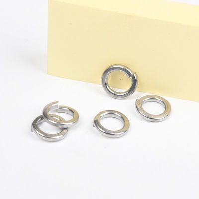 Lavatrice di acciaio inossidabile di acciaio carbonio per l'industria pesante Lavatrice piana galvanizzata Lavatrici a molla con finitura in zinco