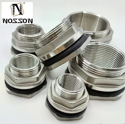 Connessione pari al capezzolo Connessione del serbatoio d'acqua di rame 1/2 &quot; 3/4 &quot; 1&quot; Piombo di ottone maschile singolo chiave libera accessori girevoli Nuccia giunto