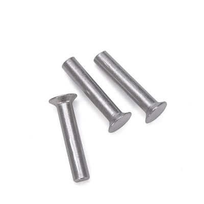 Rivetto di base metrico in alluminio standard ISOTesta piatta Testa rotonda Testa solida di acciaio mite Rivetti di rame lucente finitura non rivestita