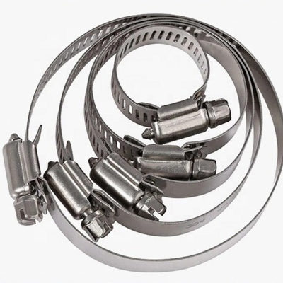 Clampo per tubi SS304 ad installazione rapida in stile tedesco con materiale in acciaio al carbonio e sistema di misurazione metrica in stock