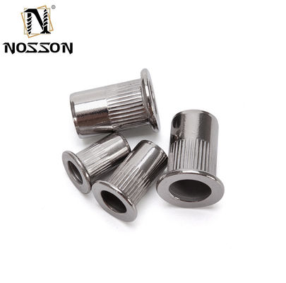 Finitura galvanizzata impermeabile Acciaio al carbonio Testa piatta Corpo rotondo Nuccia a filo a rivetta cieca M14 pronta per l'acquisto immediato