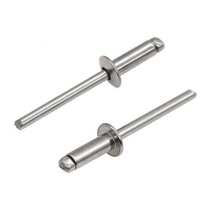 Rivetto cieco a testa rotonda piatta in acciaio inossidabile brillante Finitura per requisiti di fissaggio durevoli utilizzando rivetto a trazione