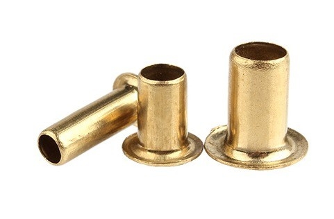 Rivetta di rame a testa rotonda in ottone standard ISO per una costruzione robusta e un design personalizzato