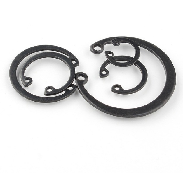 Dimensione M3M4M5M6M8M10M12M14M16M240M18M20M22M24M27 Applicazione sanitaria Anello di ritenuta in acciaio con buco nero DIN471 e finitura semplice